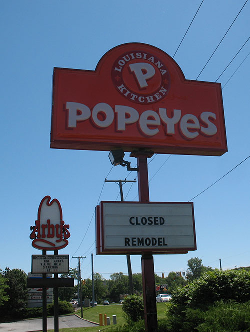 Pylon (Free Standing Sign)